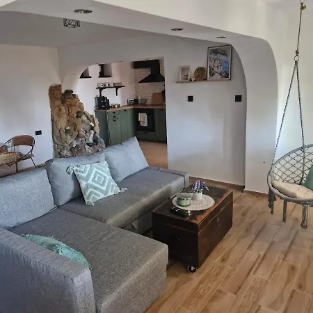 Azure Bay Family Villa, 50m From The Sea Atiya