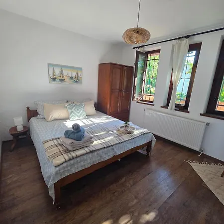 Azure Bay Family Villa, 50m From The Sea Atiya