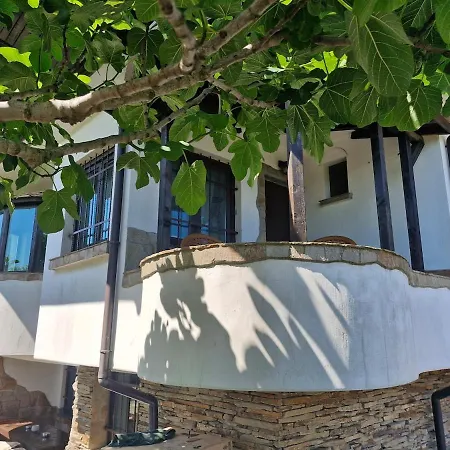 Villa Azure Bay Family Villa, 50m From The Sea