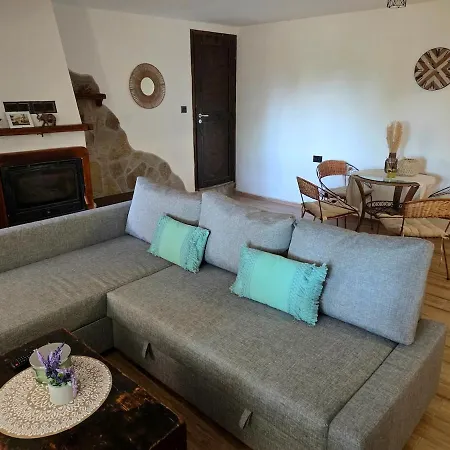 Azure Bay Family Villa, 50m From The Sea 빌라 *