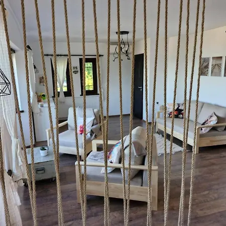 Azure Bay Family Villa, 50m From The Sea Atiya